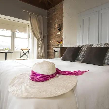 Kostem - Special Category Otel