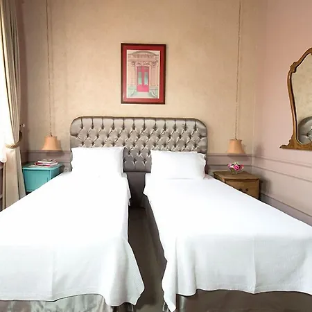 Kostem - Special Category Otel